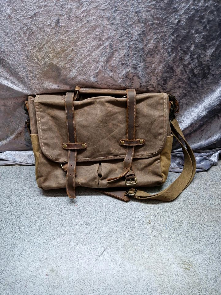 Echt Leder PC Tasche NEU in Bad Pyrmont