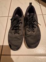 Nike react schwarz gold Wandsbek - Steilshoop Vorschau