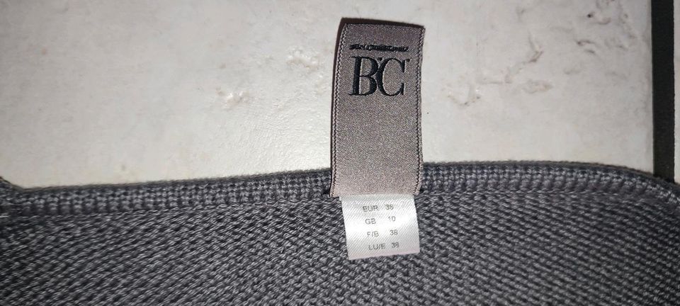 Gr. 36 / B.C. Best Connections Strickjacke Cardigan grau altrosa in Köln