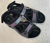 ECCO Outdoor Sandalen, Trekkingschuhe Gr. 41 Köln - Widdersdorf Vorschau
