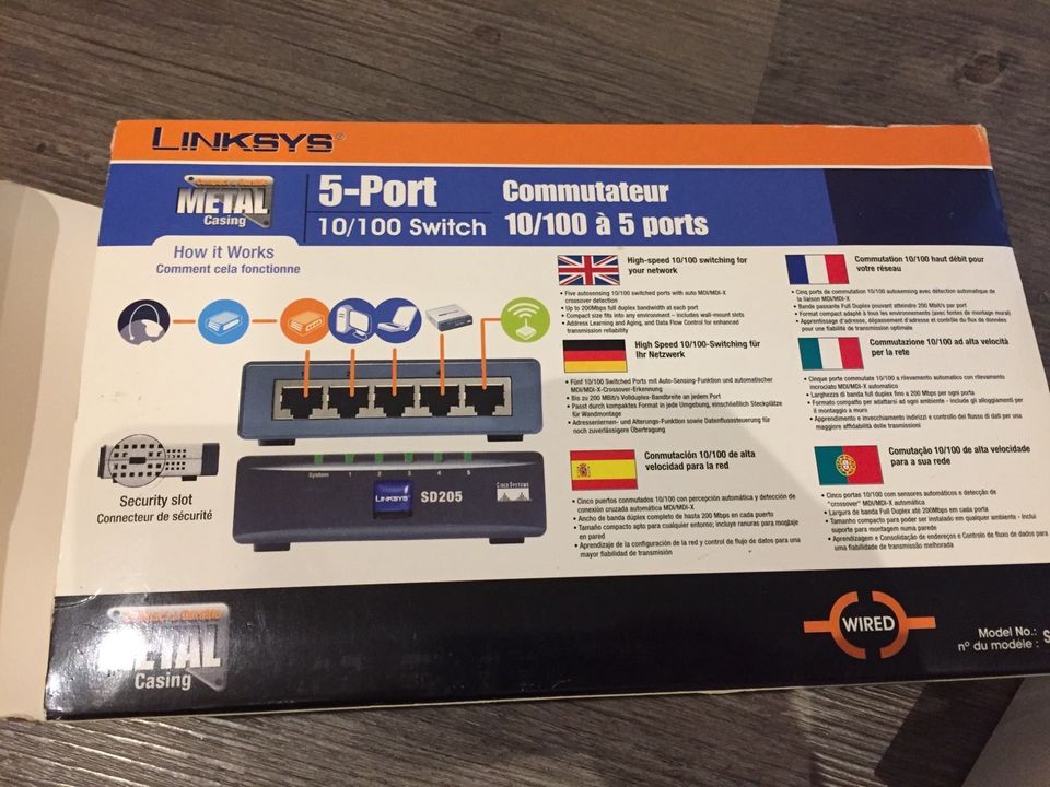 Linksys 5-Port Switch 10/100 in Torgau