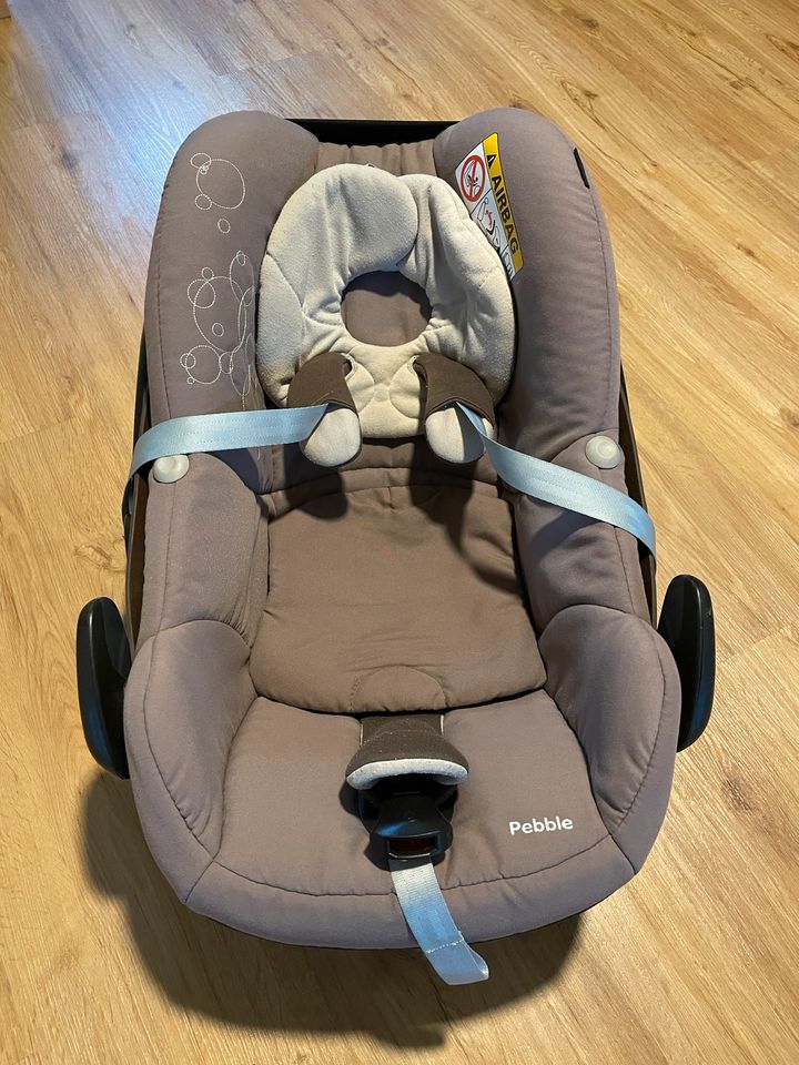 Babyschale von Maxi cosi in Schlüsselfeld