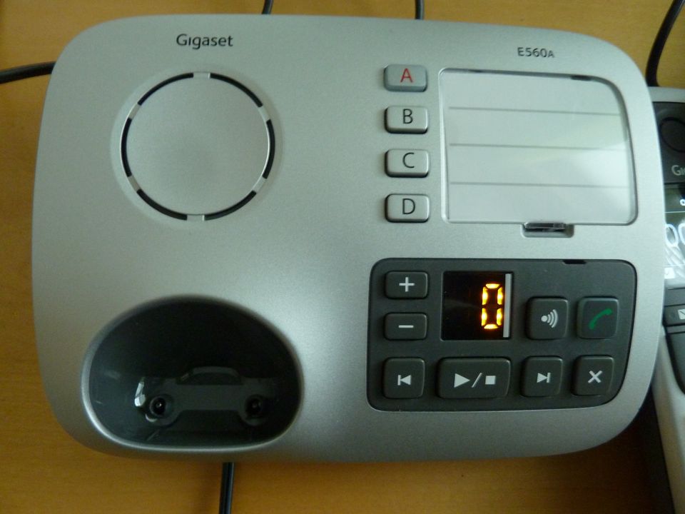 Gigaset E560A DUO / Senioren Grosstasten Telefon in OV in Preetz