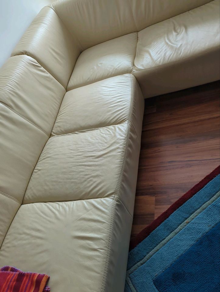 Leder Sofa zu verkaufen! Fast geschenkt in Espenau