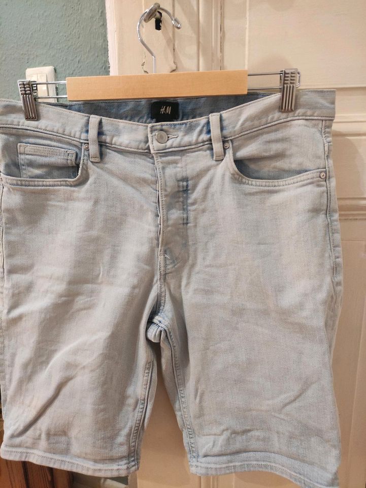 Kurze Jeans Hosen für Herren in Berlin