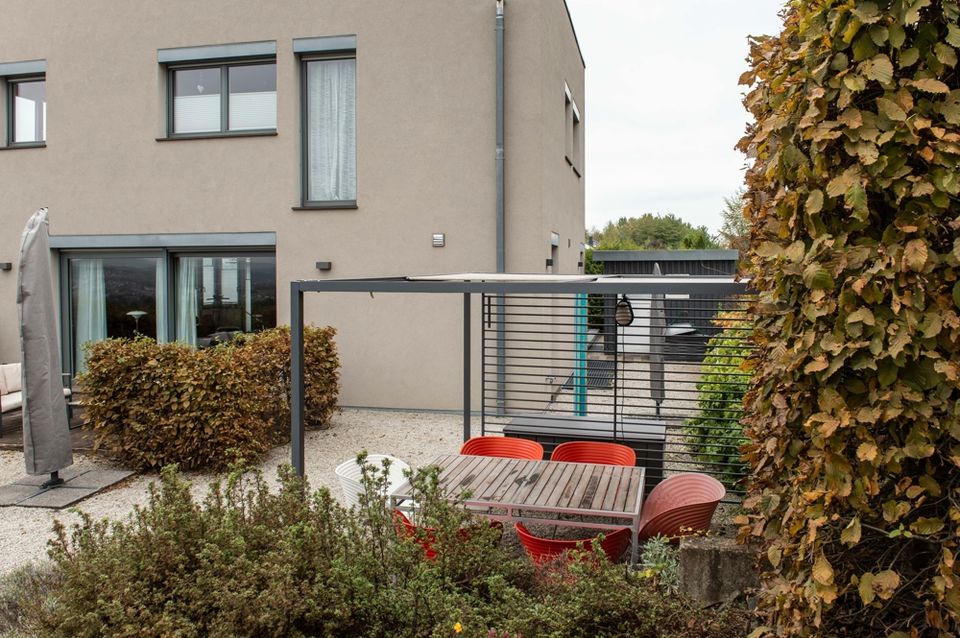 Wohnen mit Wow-Faktor: Modernes Einfamilienhaus mit Fernblick in Riegelsberg