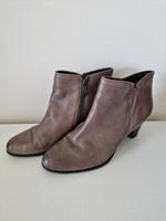 Stiefelette Tamaris taupe grau Leder Gr. 41 Damen Schuhe Niedersachsen - Stuhr Vorschau