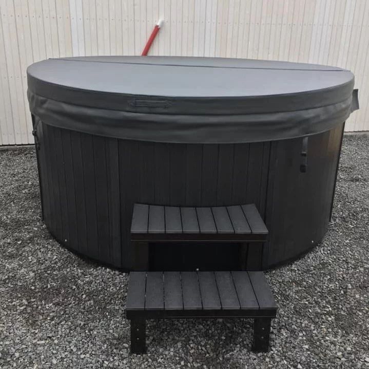 JACKUZZI WHIRLPOOL SPA GARTEN-POOL HOT TUB "DALLAS XL" in Rittersgrün