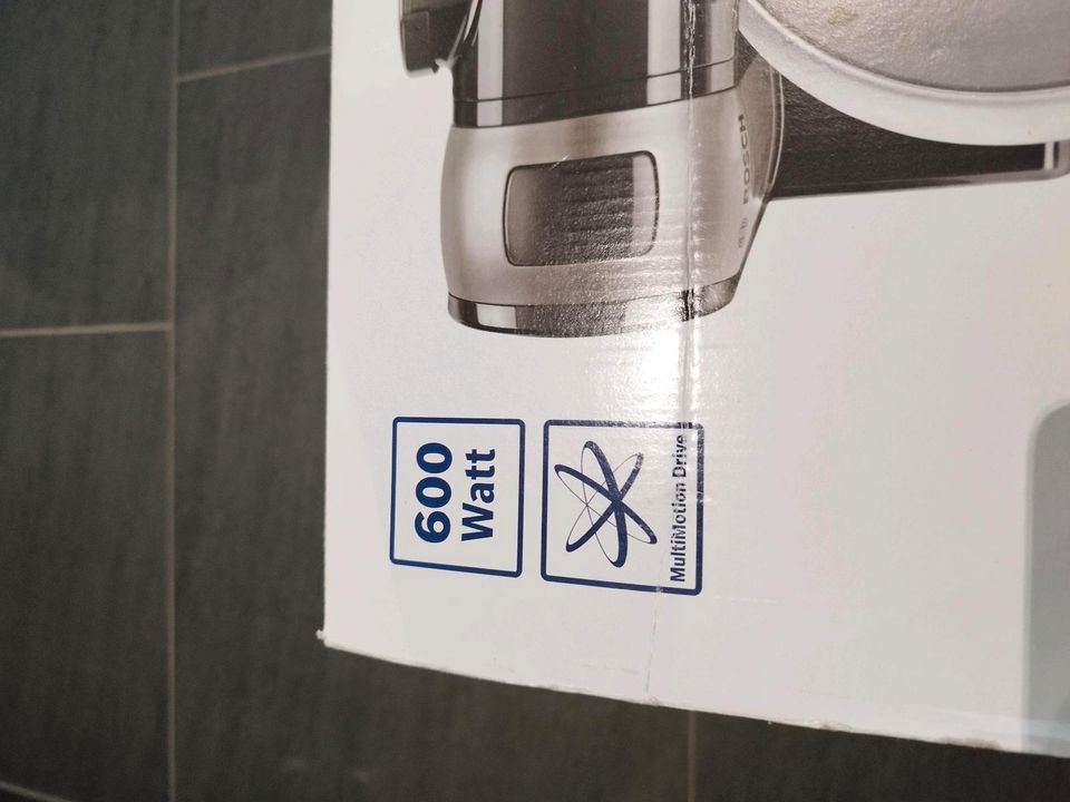 Bosch MUM 48 A1 Küchenmaschine in Fell