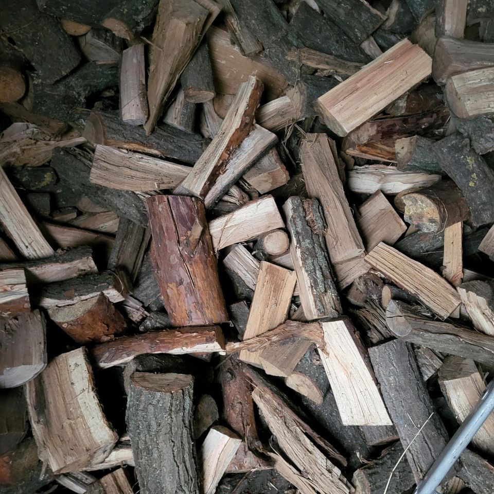 Eiche Trocken Offenfertig Brennholz Kaminholz in Zehrental