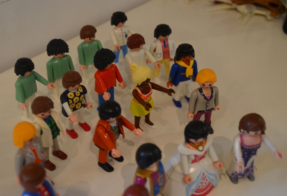 Playmobil Konvolut 20 moderne Figuren in Bordesholm