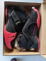 Adidas T-Mac 5 Schuhe Größe 44 2/3 3x getragen OG 10/2005 Hessen - Steffenberg Vorschau
