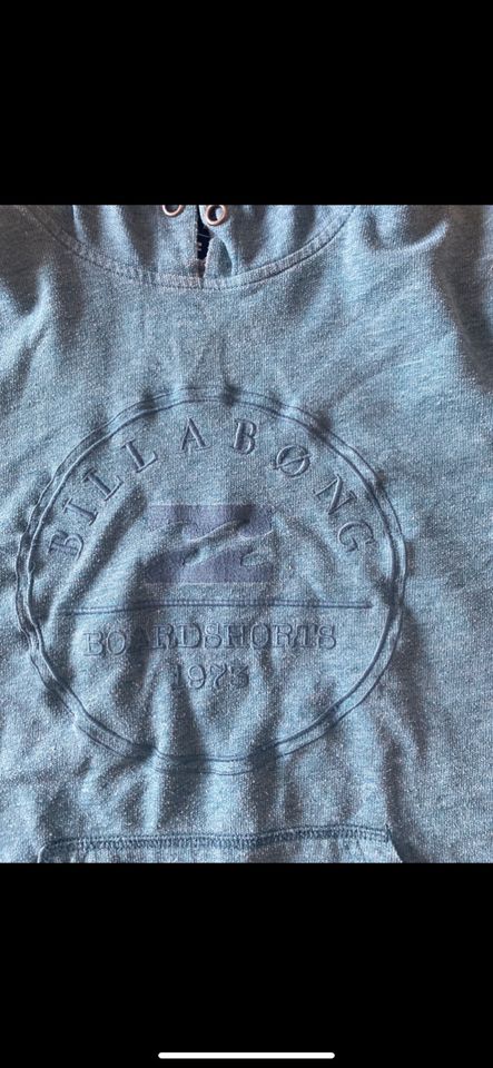 Billabong Pulli, blau in Hamburg