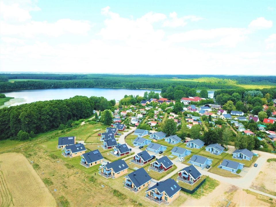 FH Seeschwalbe -NEU- dicht am Wasser! 4 Schlafplätze! Massivbauweise! Nur noch 1 Stück zu verkaufen! in Mirow