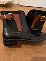 Tommy Hilfiger Damen Stiefelette Gr.39 Niedersachsen - Hildesheim Vorschau