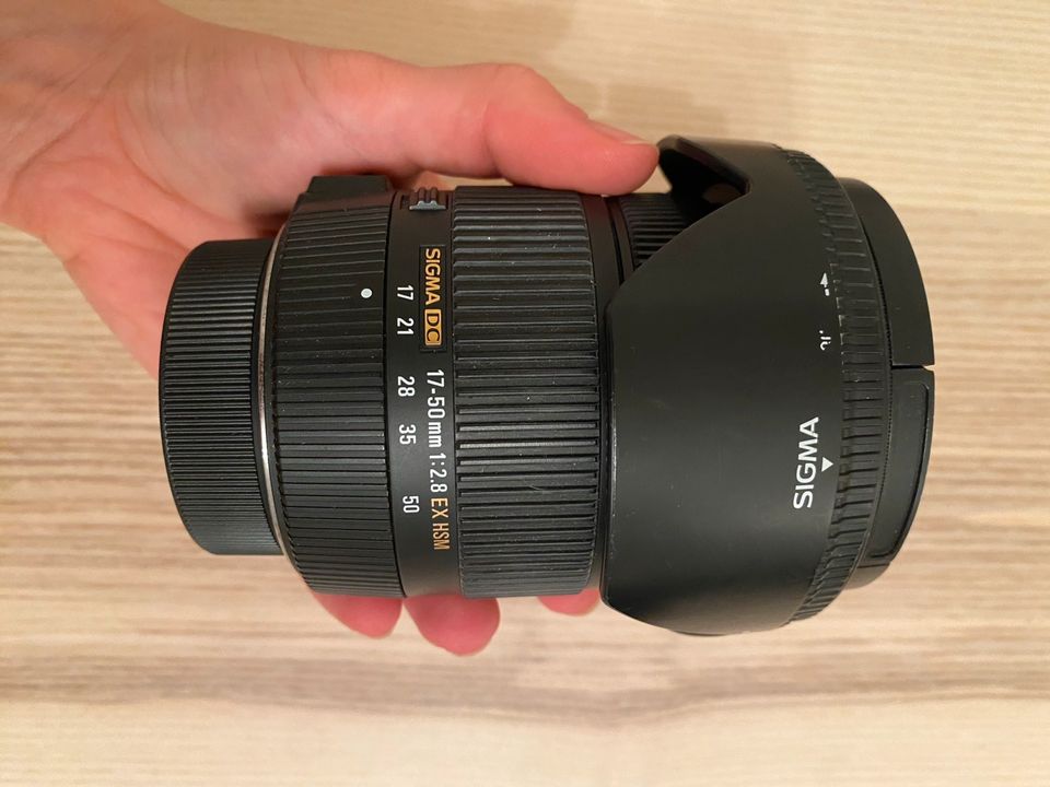 Sigma Objektiv 17-50mm 1:2,8 EX DC OS HSM - Nikon Kompatibel in Berlin