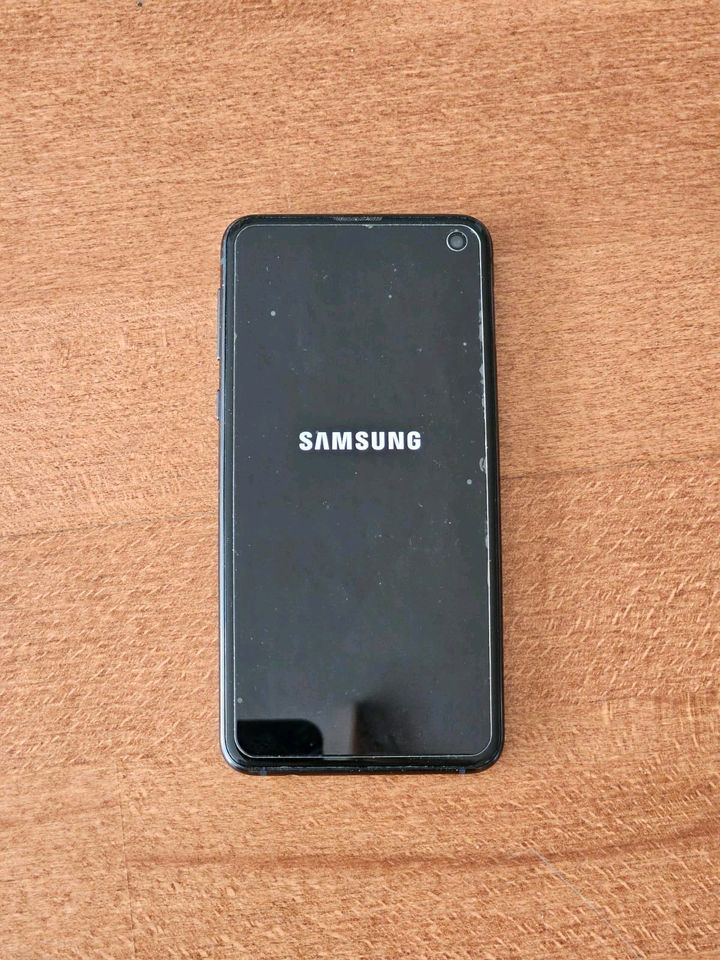 Samsung Galaxie S10e prims black in Wallenhorst