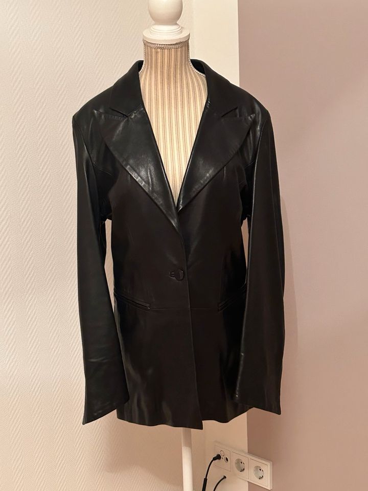 Lederblazer Blazer Leder schwarz Luxus 38/40 M Lammnappa in Pinneberg