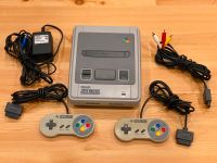 Super Nintendo SNES voll funktionsfähig mit 2 Controllen - TOP Hessen - Wetzlar Vorschau