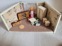 Puppenstube alt mit Möbel Puppe Konvolut Vintage - 48 Euro* Nordfriesland - Hattstedt Vorschau