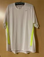 NIKE Running / Dri-Fit in XL weiß mit kleinen Reflektoren Nordrhein-Westfalen - Haan Vorschau