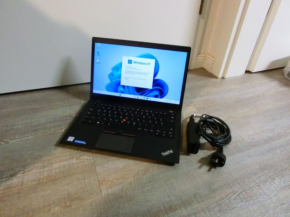 Neuwertiges Ultrabook Lenovo T460s i7-6600U, 20GB RAM, SSD, Win11 in Schwerin