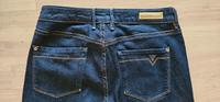 Original GUESS  Jeans Nagelneu Größe 34 Bayern - Garmisch-Partenkirchen Vorschau
