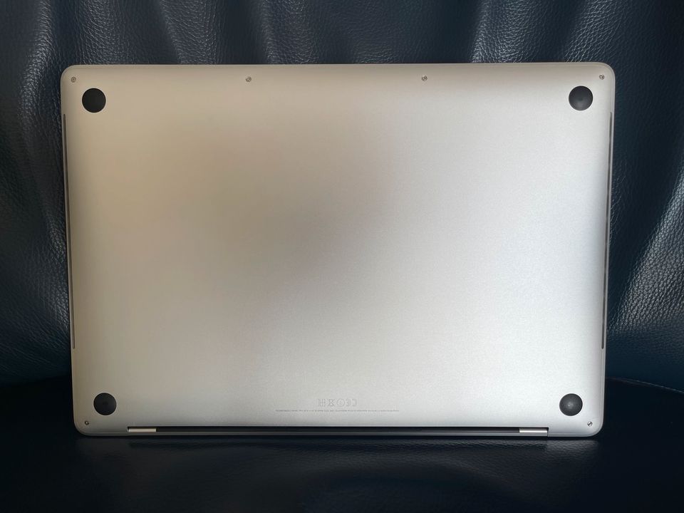 Apple MacBook Pro  15“, 2016 Silber in Altenberge