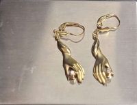 Ohrringe "Hand" Gelbgold 8 KT 333 -  fast 5 cm lang Bayern - Marktschellenberg Vorschau