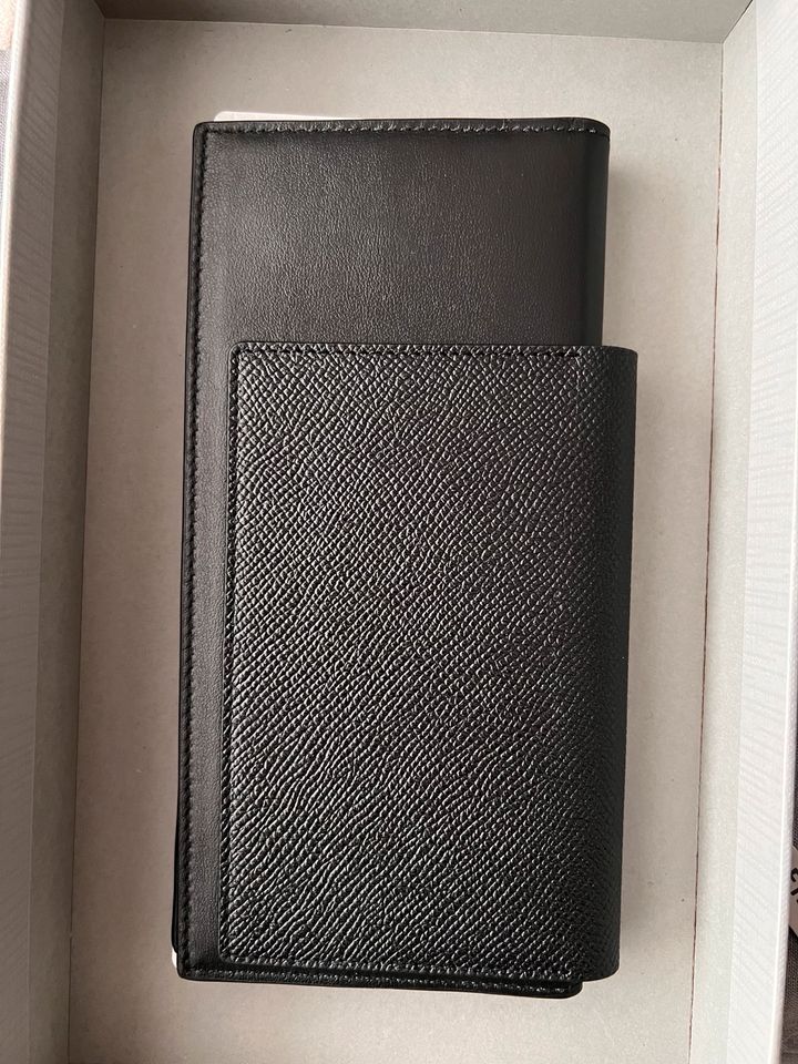 Balenciaga Passport Wallet 1 Ticket SOLD OUT! in Düsseldorf