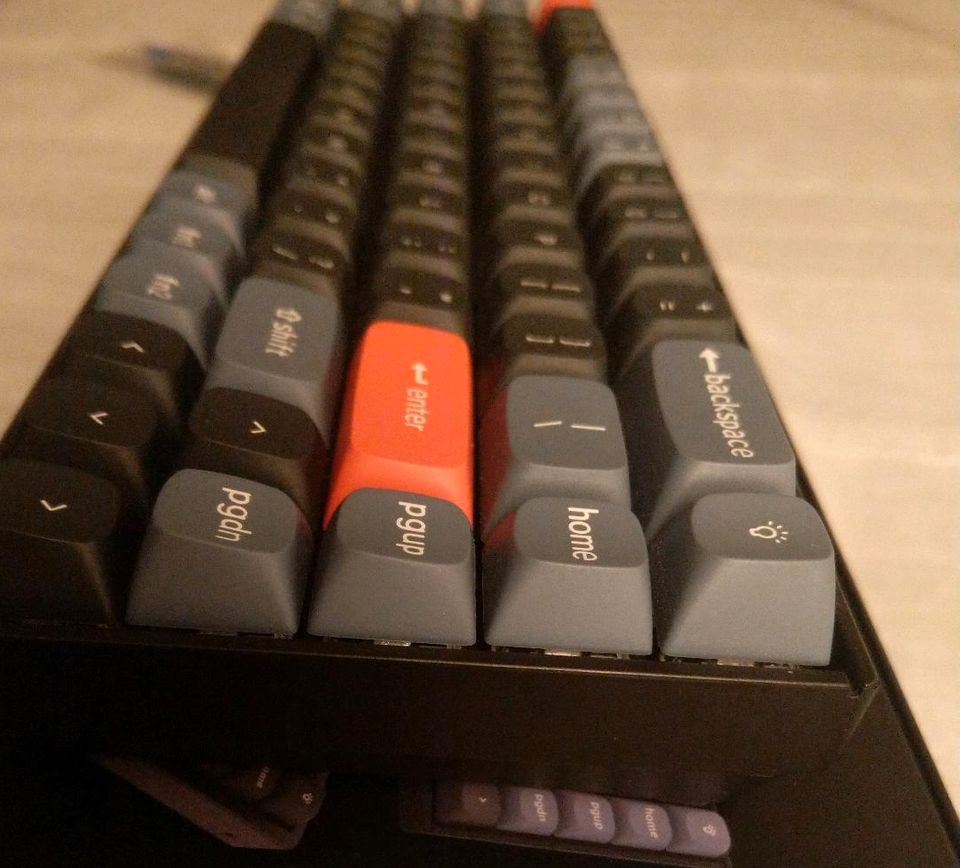 Keychron K6 Pro VIA/QMK US ISO Brown Switches in Berlin