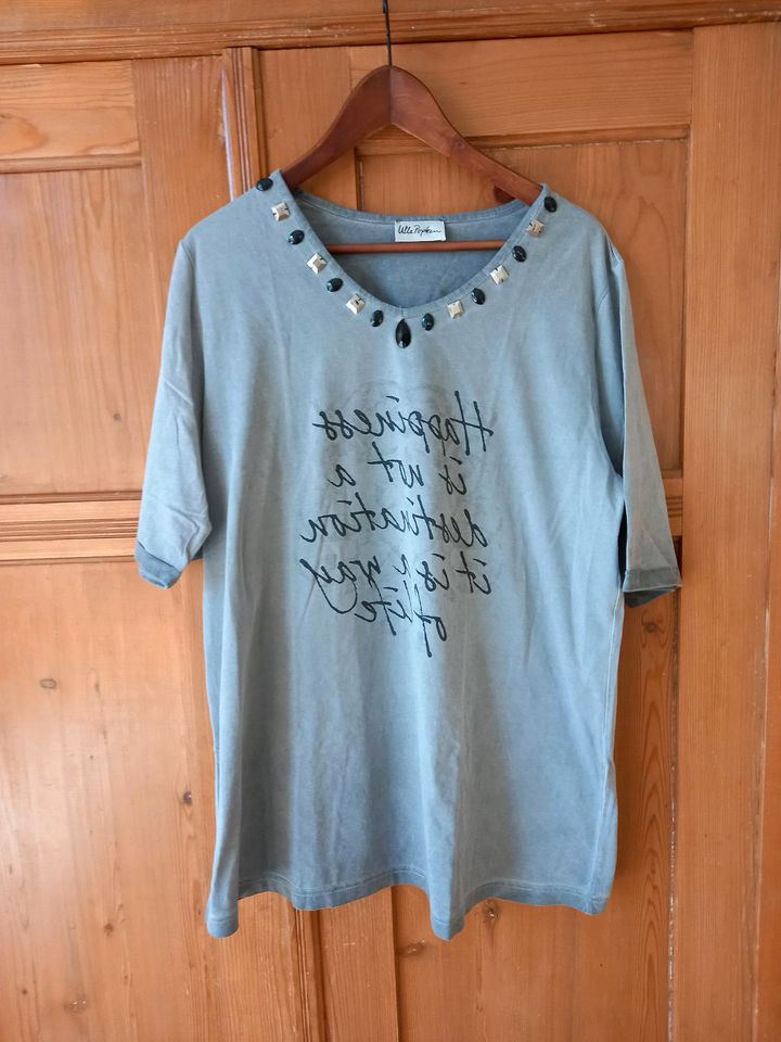 Modernes ,schönes T.Shirt von ULLA POPKEN Gr.ca.50,/52 in Allmendingen