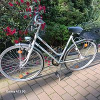Verkaufe ein Schönes Holland Fahrrad Brigitte PUCH 28 Zoll 3 Gang Altona - Hamburg Lurup Vorschau