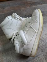 Zara Sneaker weiss 39 Top Zustand Nordrhein-Westfalen - Castrop-Rauxel Vorschau