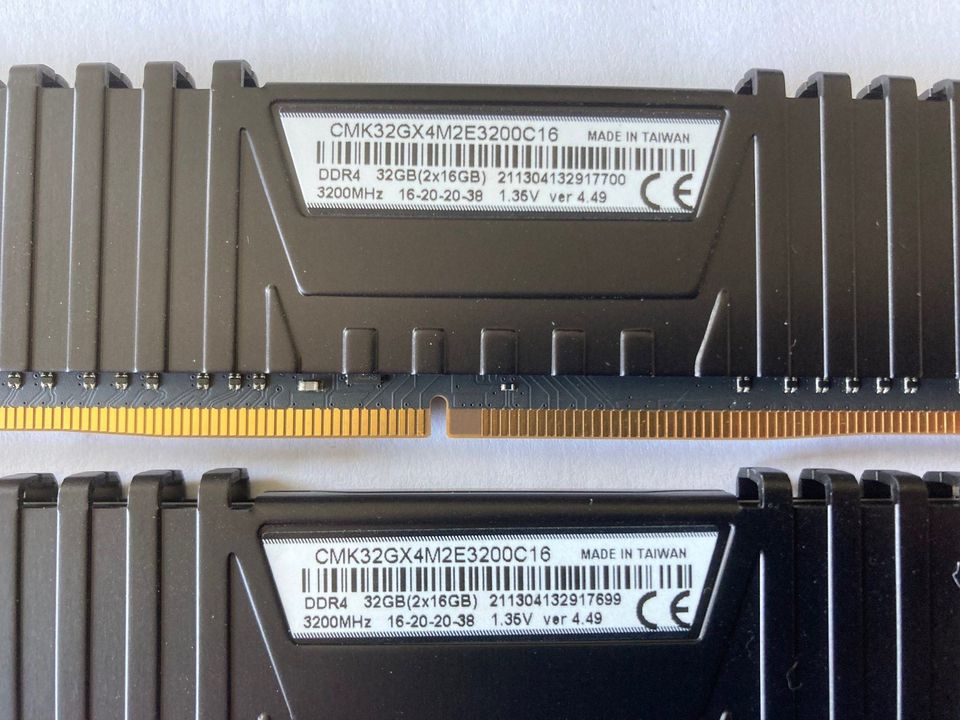 Corsair Vengeance LPX 32GB KIT (2 x 16GB) DDR4 3200MHz C16 in Wiesbaden