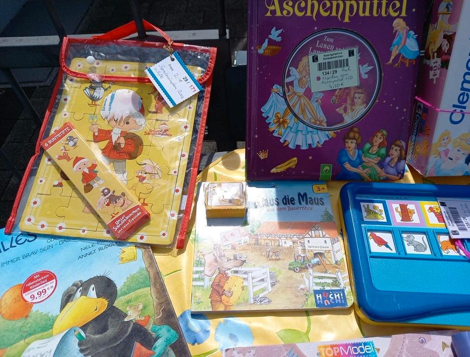 Bücher für Kinder, Puzzle, Tiptoi, Ravensburger,  TopModel, Cars in Schwabmünchen