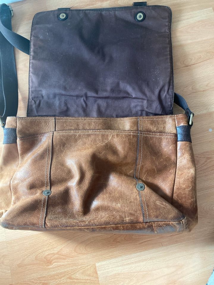 Ledertasche von Fossil in Saarlouis