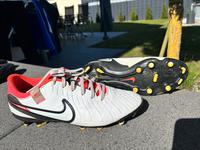 Nike Fußballschuhe 42 Hessen - Stadtallendorf Vorschau