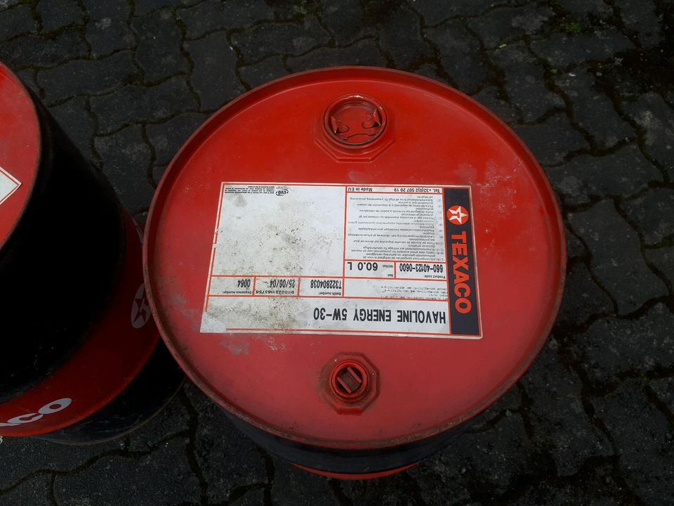 Texaco Ölfässer Ölfass 2 Stück Sitz Garage Hatte Tisch 60Liter in Hennef (Sieg)