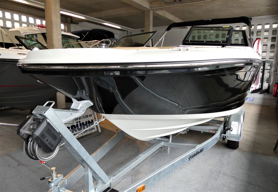 Sea Ray 190 SPXE mit Innenborder, Motorboot, Neuboot in Koblenz