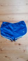 ADIDAS kurze Sporthose Gr. 3 / S-M aus den 1980er Jahren vintage Sachsen-Anhalt - Halle Vorschau