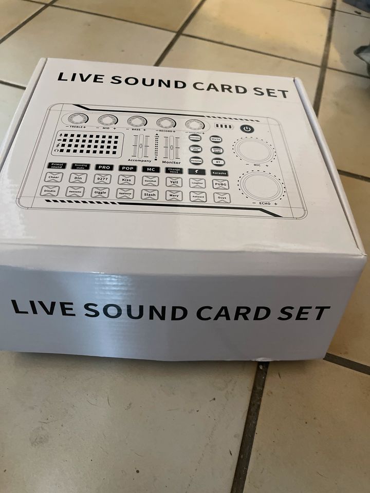 Streamer deck Sound Card Set mit Mikrofon in Siegen