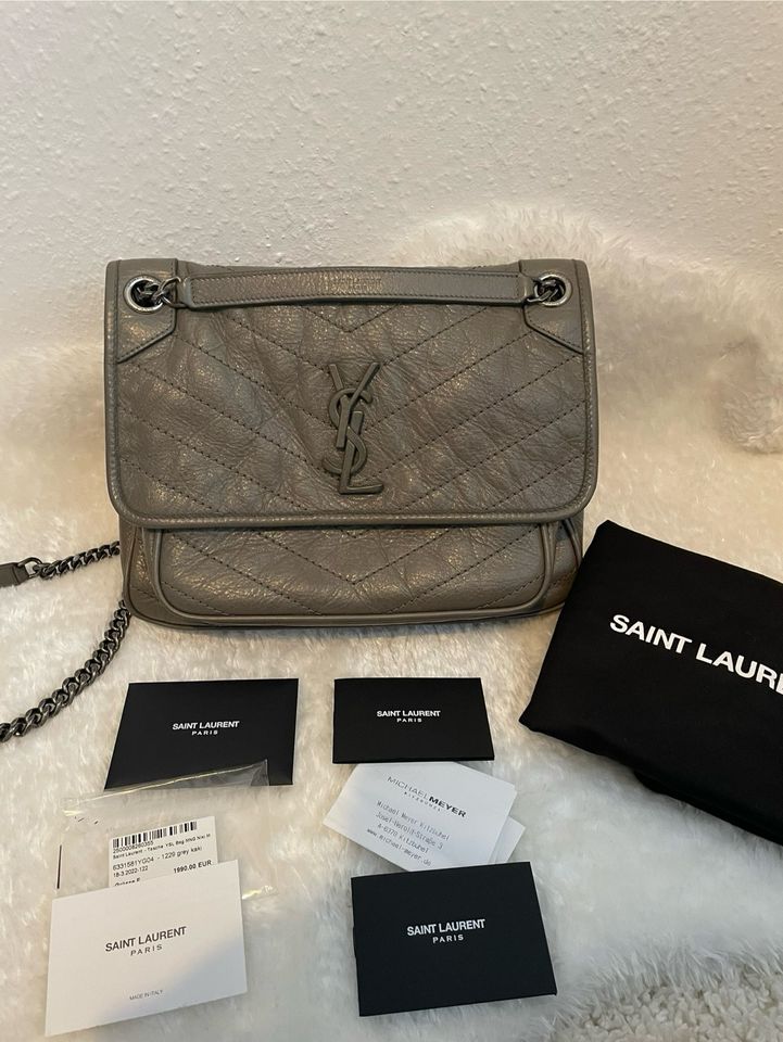 YSL Yves Saint Laurent Niki Medium in Rheinfelden (Baden)