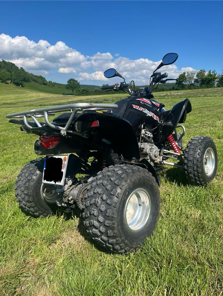 Quad Kymco Maxxer 300 in Heinade