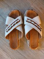 Tamaris Sommerschuhe Schlappen Strandschuhe 38 Leopardenmuster Baden-Württemberg - Mötzingen Vorschau