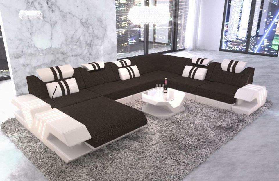 Stoff Sofa Wohnlandschaft Venedig XXL Couch mit Ottomane LED in Berlin