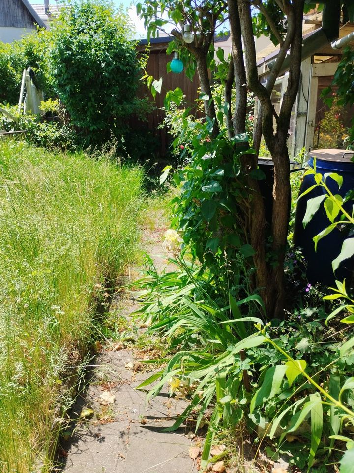 Doppelhaushälfte im Sonneberger Stadtteil Wehd in ruhiger Lage mit schönen Ausblick in Sonneberg