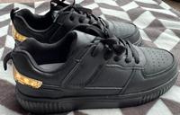 Sneaker Turnschuhe - schwarz / gold - Gr. 40 NEU Bayern - Sonnefeld Vorschau
