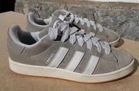 Verkaufen Adidas Campus in Gr. 44 2/3 (grau-weiß) Bayern - Röhrnbach Vorschau