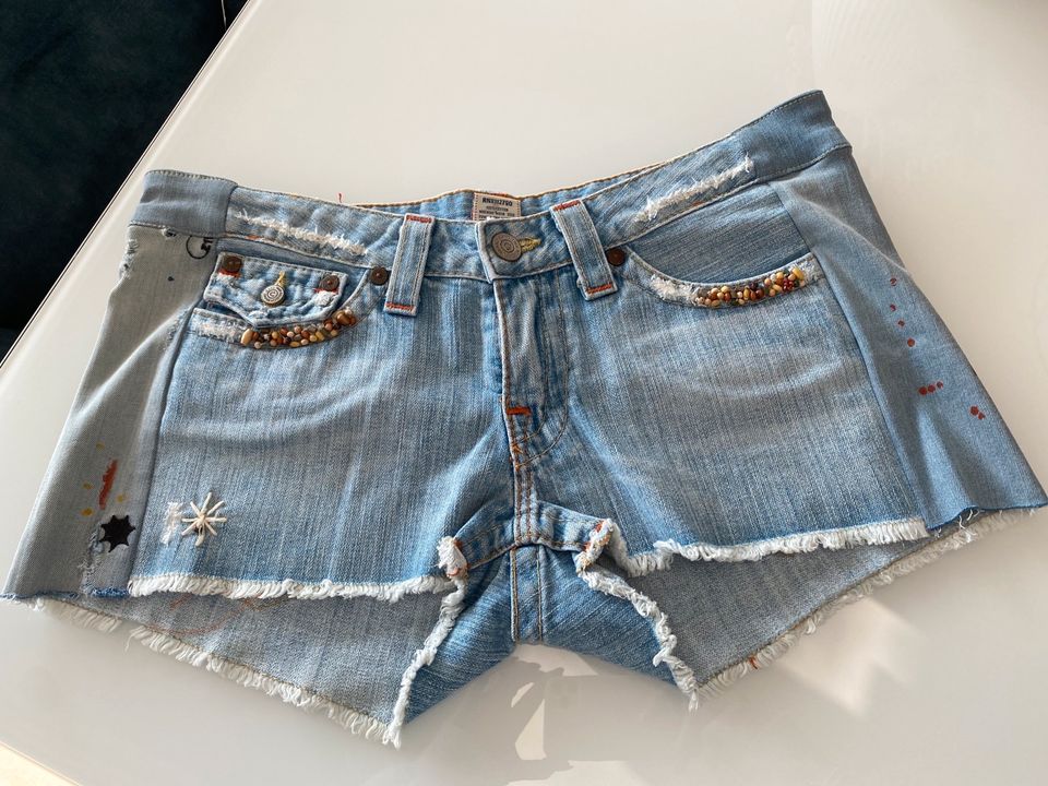 True Religion Hippie Jeans Short 29 in Saarbrücken